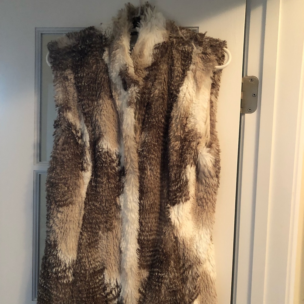 CAbi Aspen Faux Fur Vest